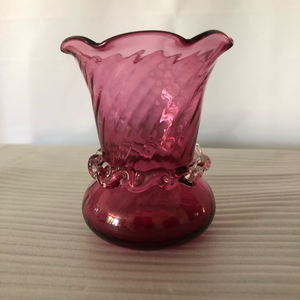 Cranberry/Pilgrim Glass Collectible (b) - Picture 1 of 2